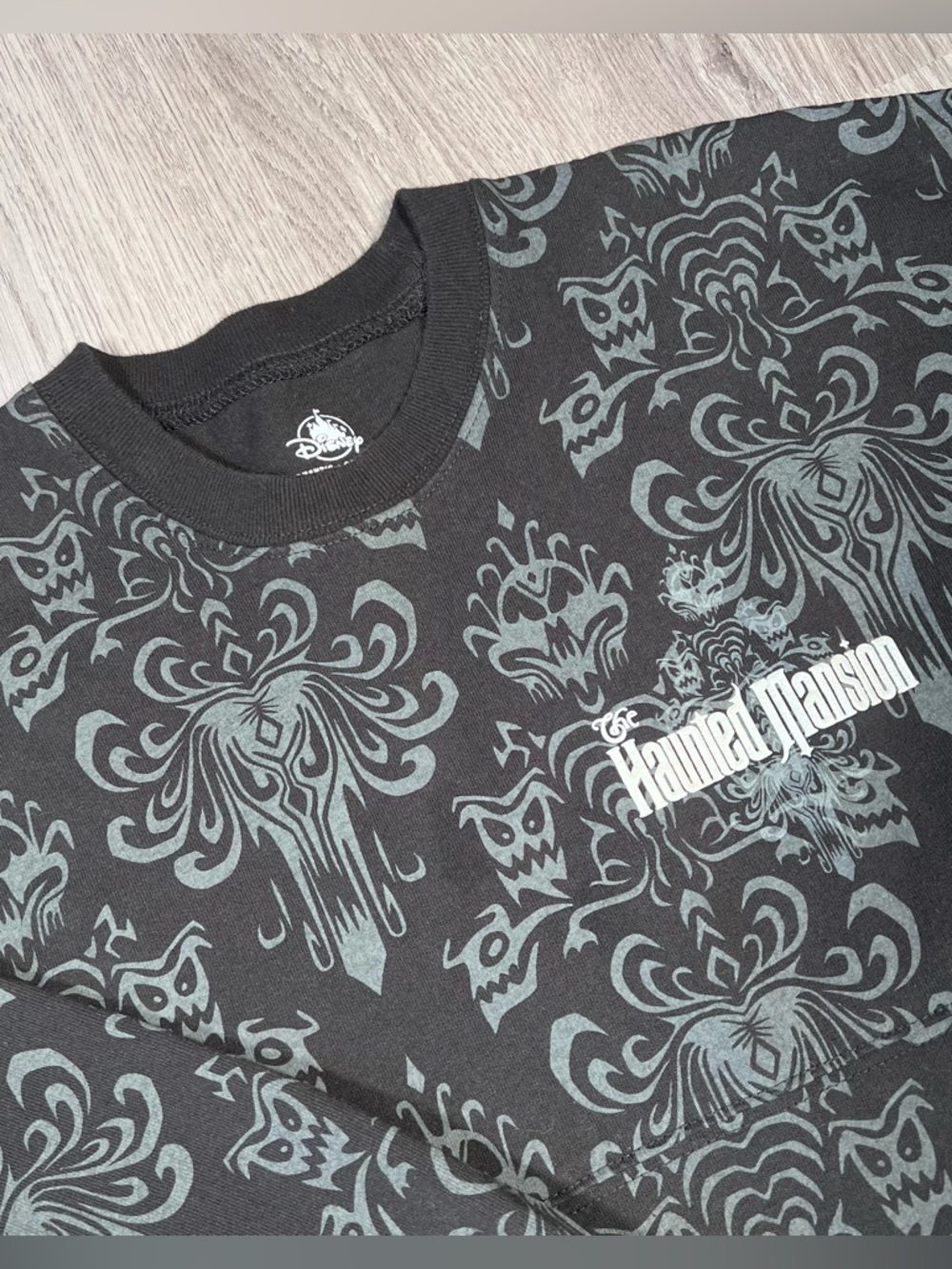 Walt Disney World Spirit Jersey The Haunted Mansion Glow In The Dark Adult Small